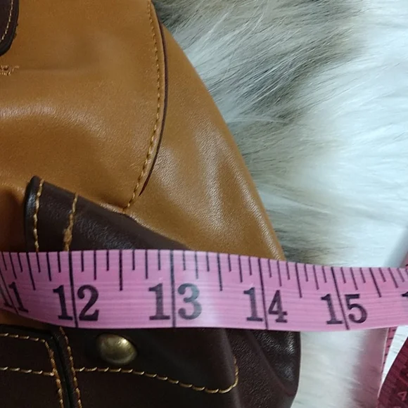 🎯 SOLD! - Nine West Vegan Leather Bag. Size 13x8" EUC! - Picture 7 of 16